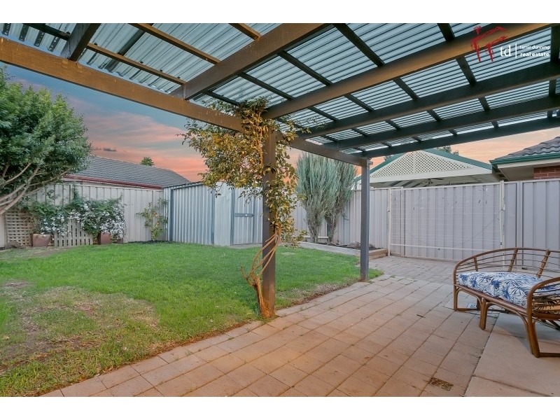 15 Karu Crescent, Mitchell Park SA 5043
