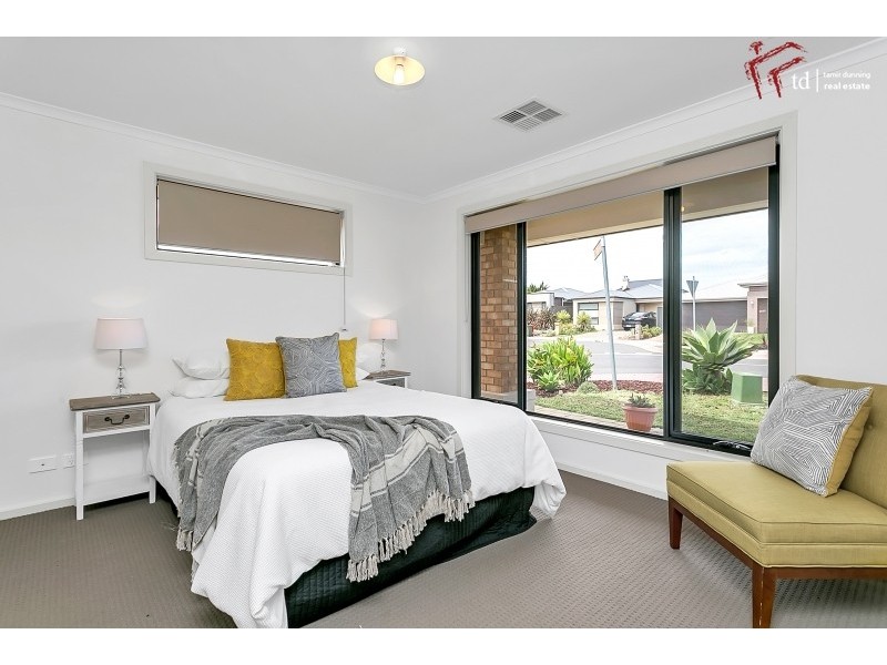 76 Lynton Terrace, Seaford SA 5169