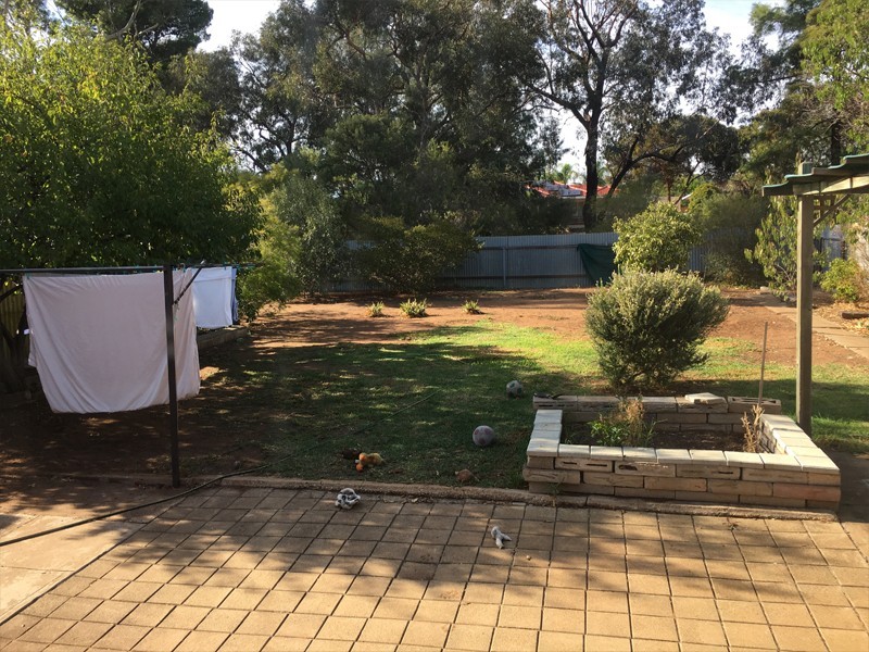 34 Carol Drive, Para Hills SA 5096