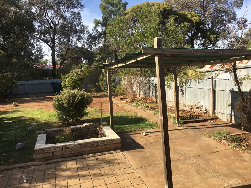 34 Carol Drive, Para Hills SA 5096