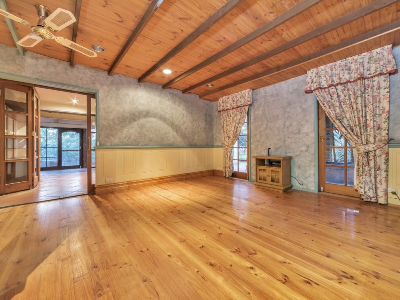 8 Burton Street, Modbury SA 5092