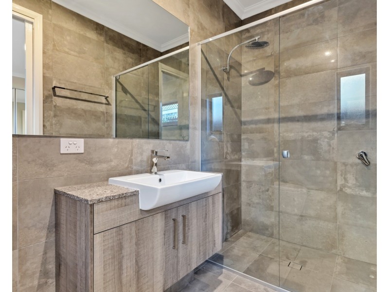 7a Qunital Avenue, Modbury SA 5092