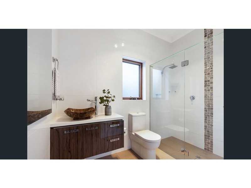 4 Fraser Street, Lower Mitcham SA 5062