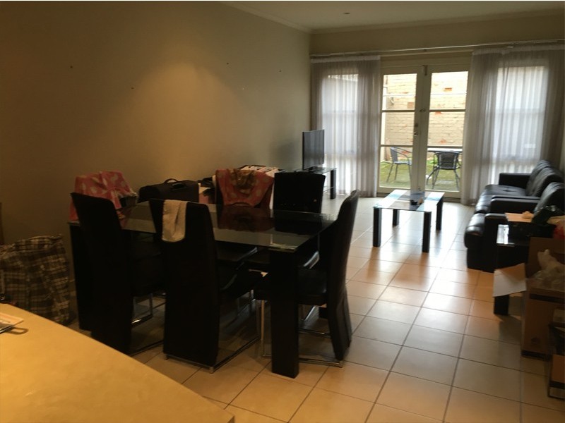 98 Gray Street, Adelaide SA 5000