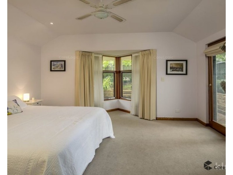 10 Grey Avenue, Beaumont SA 5066