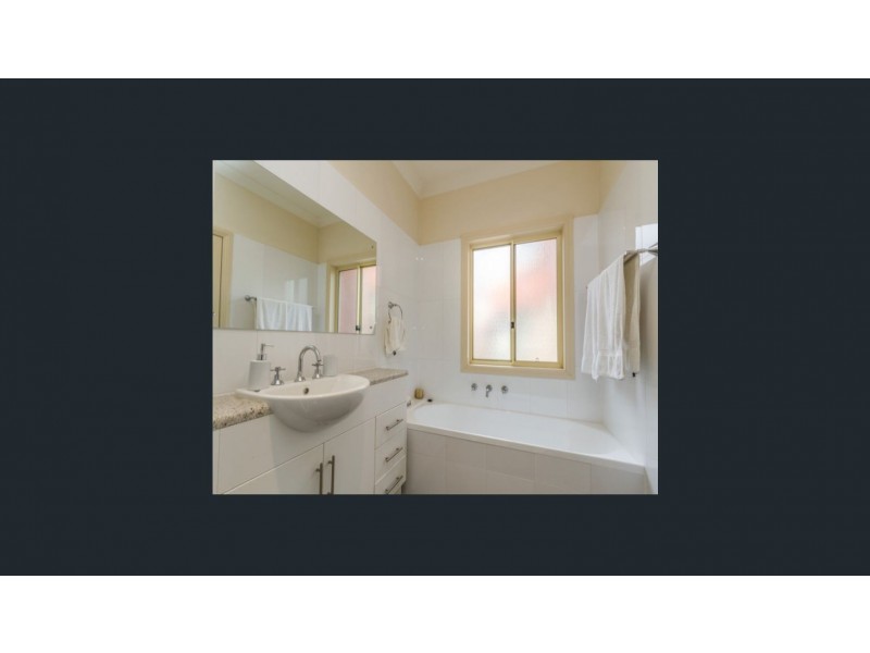 3b Rostrevor Avenue, Rostrevor SA 5073