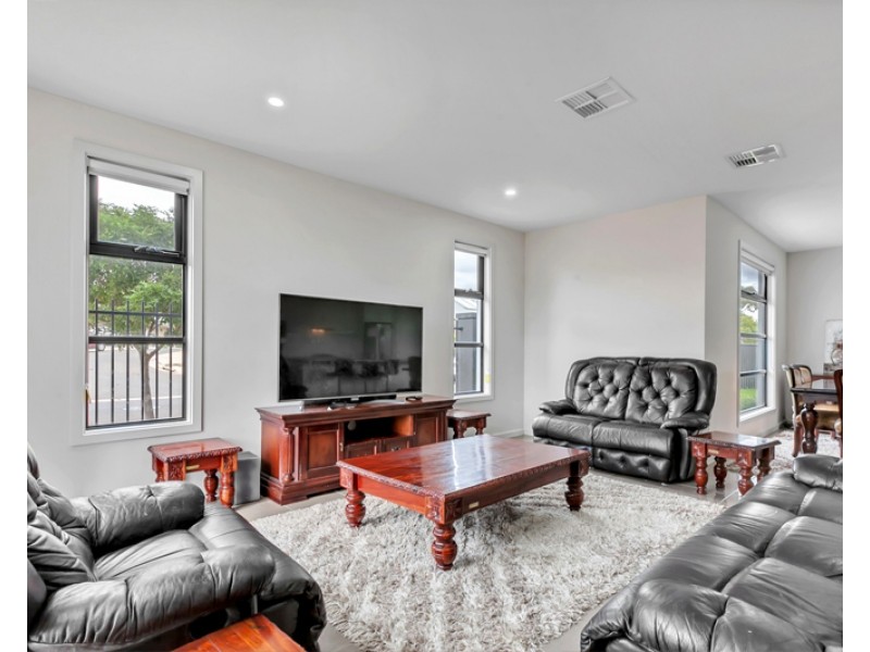 23 Woodhaven Walk, Blakeview SA 5114