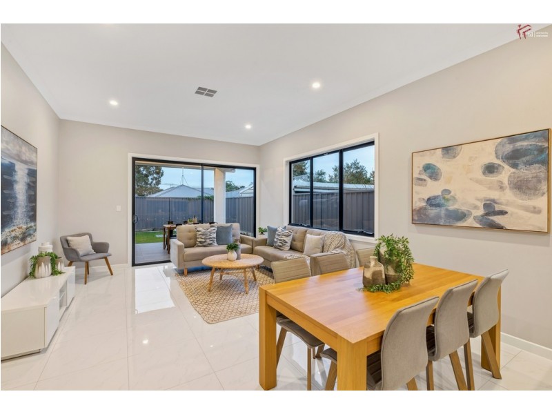 11 Byron Avenue, Clovelly Park SA 5042