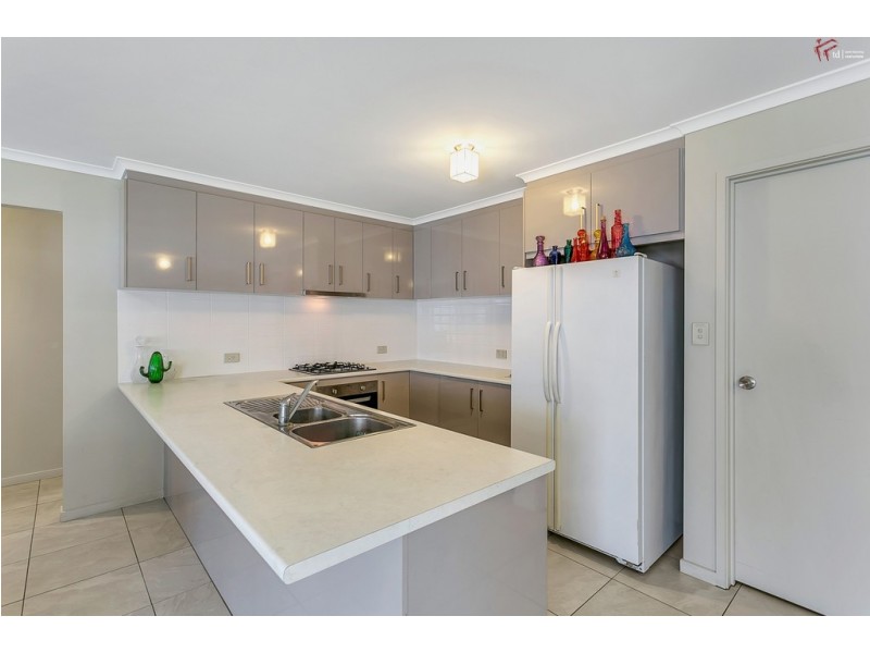 16 Yangara Road, O’sullivan Beach SA 5166