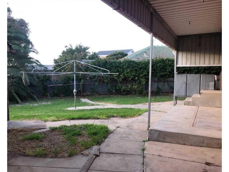 1 Howe Street, Christies Beach SA 5165