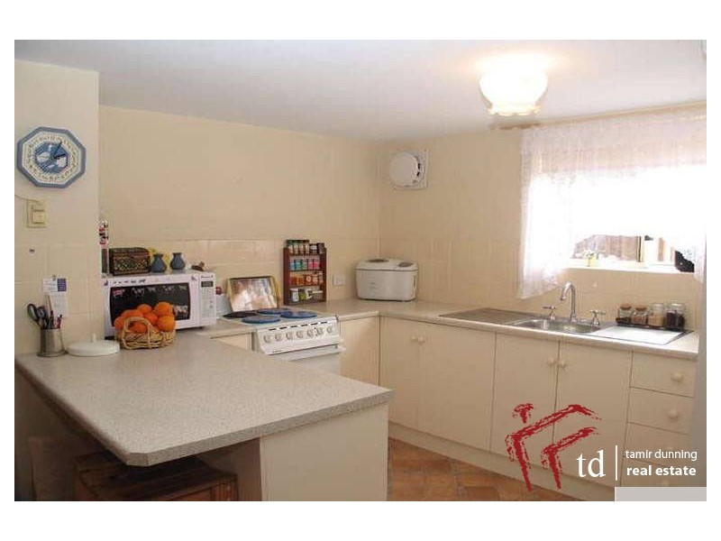 15a Karu Crescent, Mitchell Park SA 5043