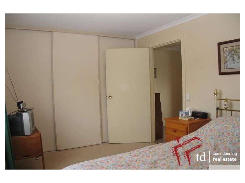 15a Karu Crescent, Mitchell Park SA 5043