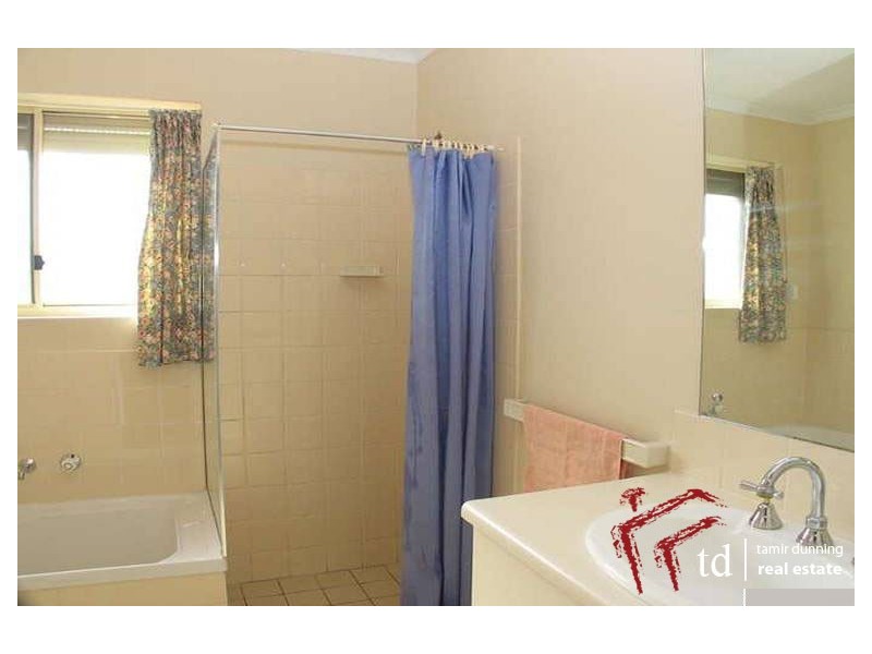 15a Karu Crescent, Mitchell Park SA 5043