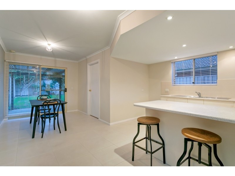 15 Karu Crescent, Mitchell Park SA 5043