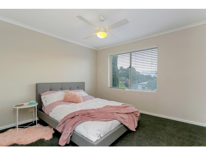 15 Karu Crescent, Mitchell Park SA 5043