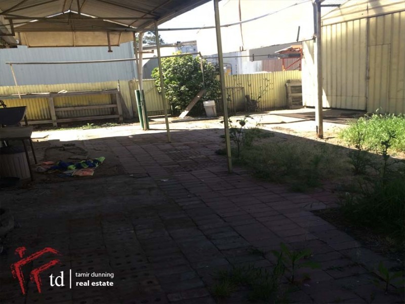 1 Glenroy Street, Athol Park SA 5012