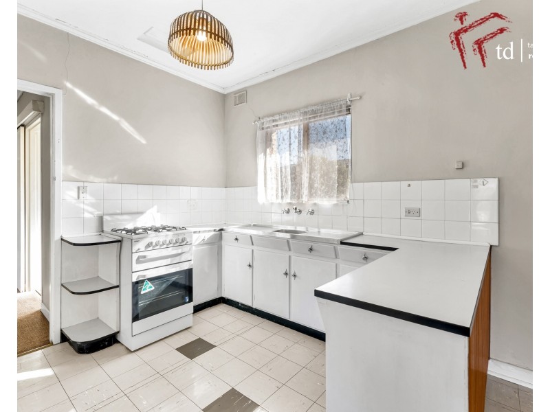 2 Blythewood Road, Torrens Park SA 5062