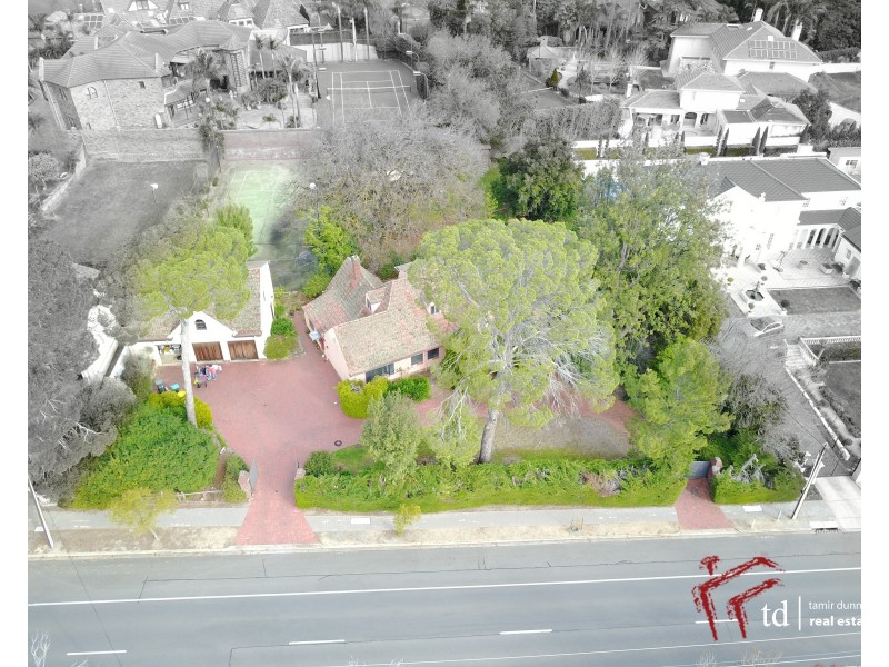 25 Delamere Avenue, Springfield SA 5062