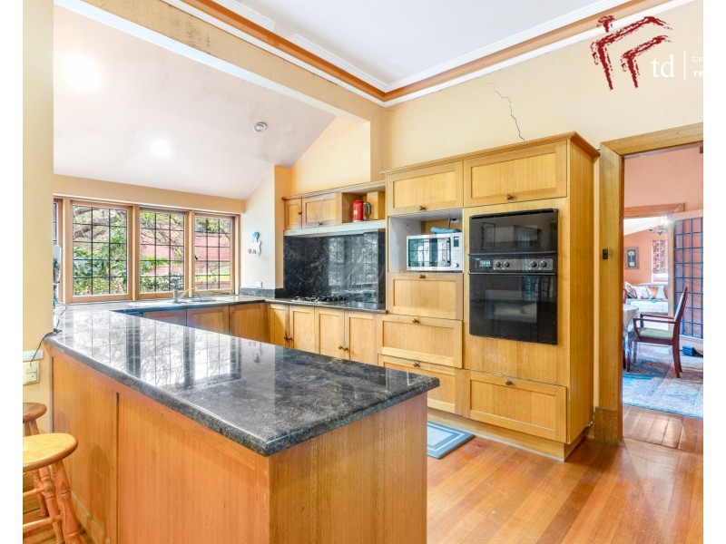 25 Delamere Avenue, Springfield SA 5062