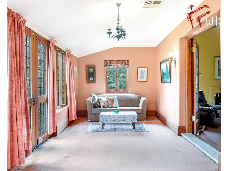 25 Delamere Avenue, Springfield SA 5062