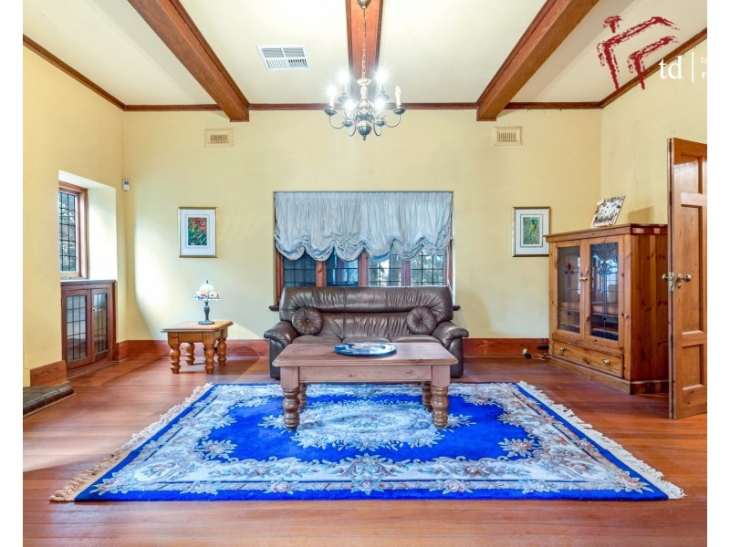 25 Delamere Avenue, Springfield SA 5062