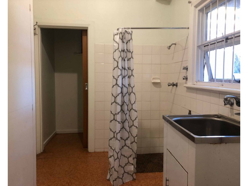 5 Kelvin Avenue, Clarence Park SA 5034