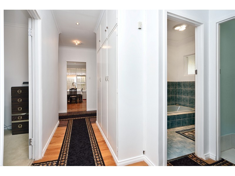 9 Canis Ave, Hope Valley SA 5090