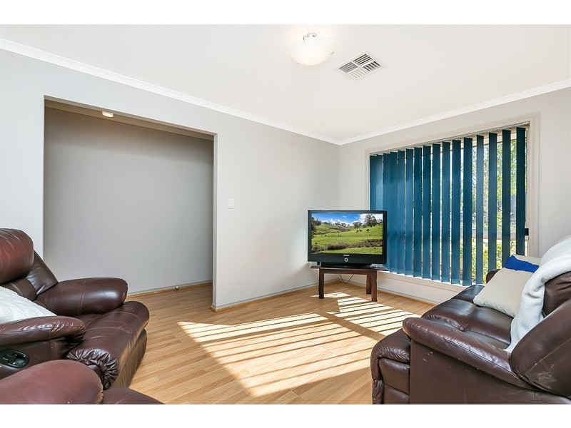 22 Yeltana Avenue, Huntfield Heights SA 5163