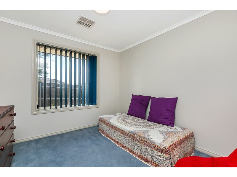 22 Yeltana Avenue, Huntfield Heights SA 5163