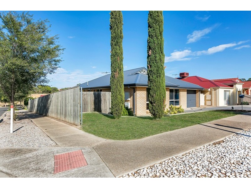 22 Yeltana Avenue, Huntfield Heights SA 5163