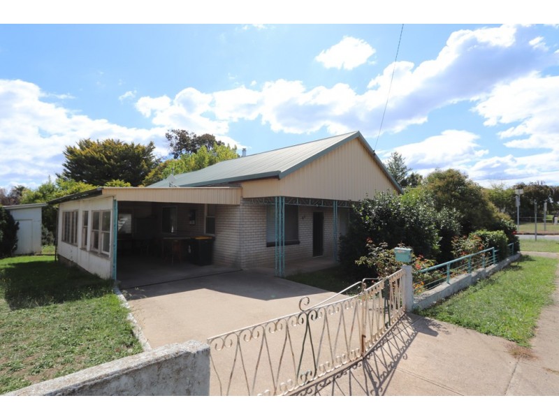 83 Murray St, Tumbarumba NSW 2653