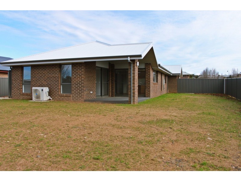 1 Gaylard Street, Tumbarumba NSW 2653