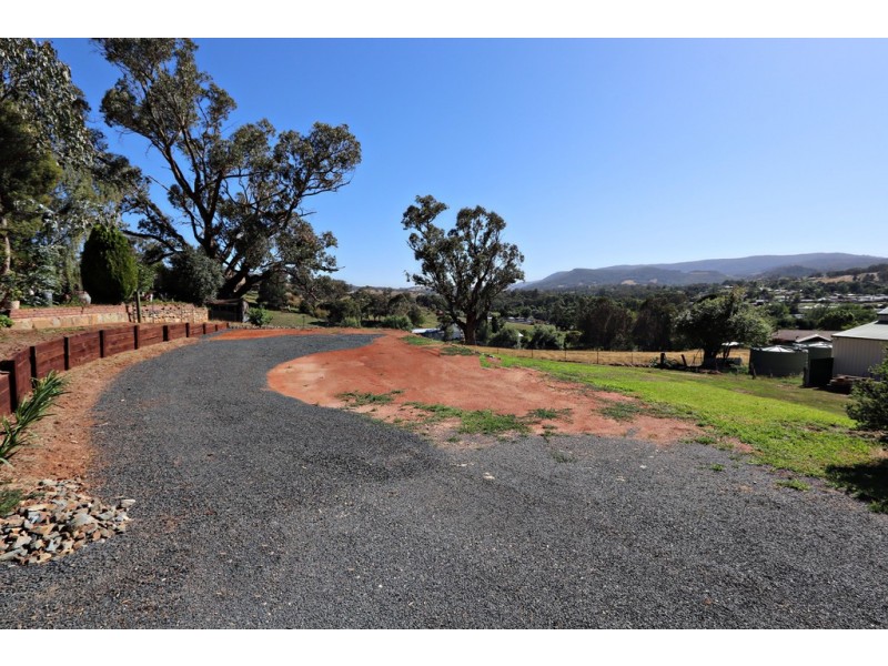 56 Albury Street, Tumbarumba NSW 2653