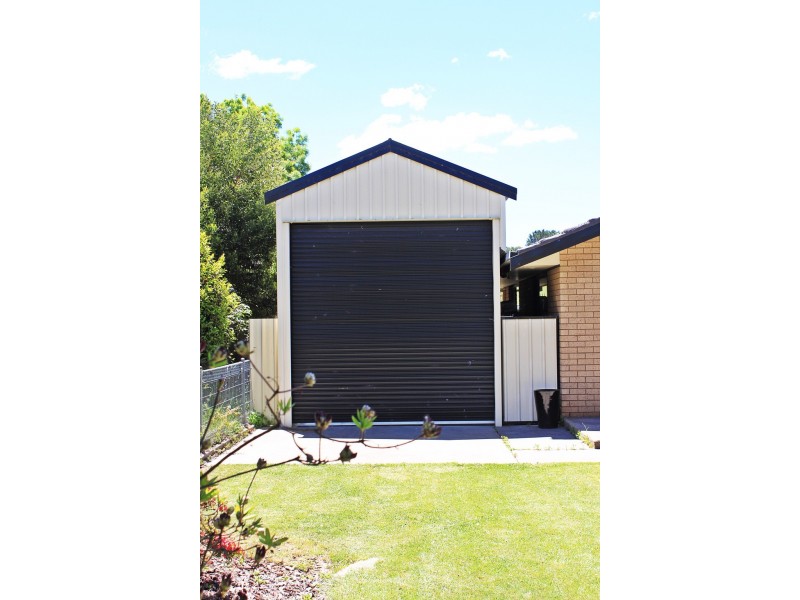 84 Albury Street, Tumbarumba NSW 2653