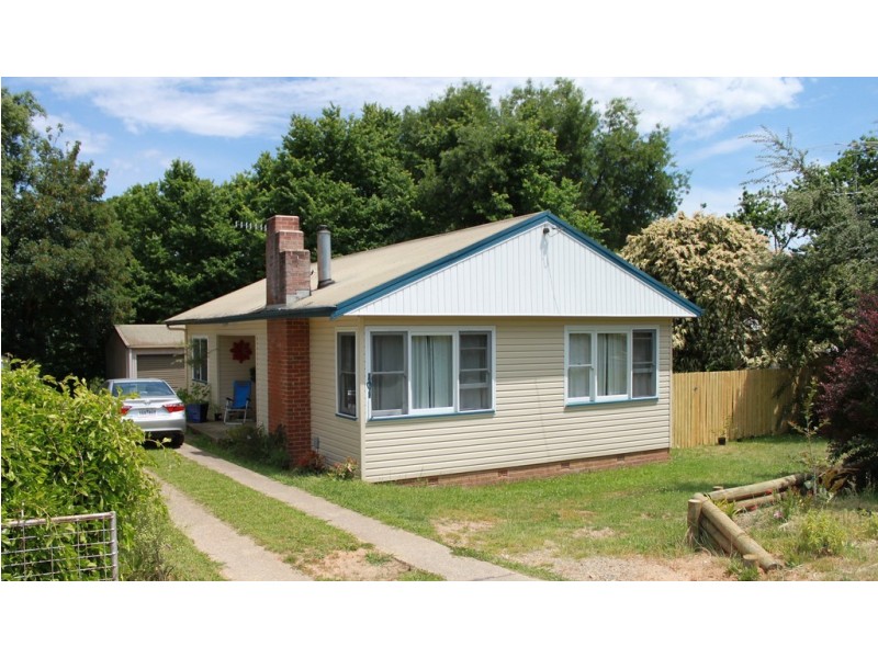 101 Winton Street, Tumbarumba NSW 2653