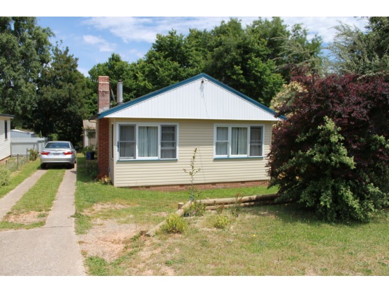 101 Winton Street, Tumbarumba NSW 2653