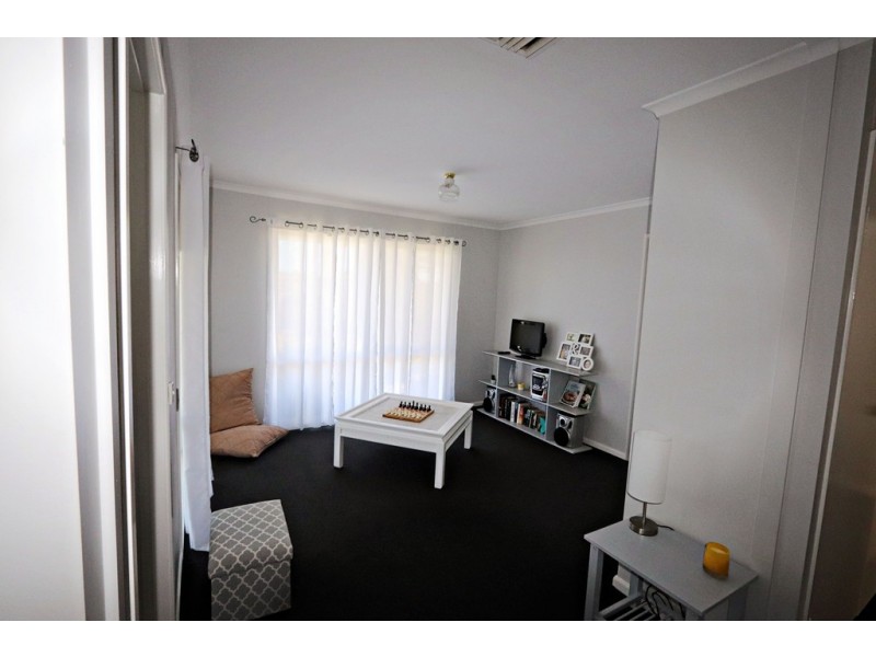 81-83 Gilbert St, Tumbarumba NSW 2653