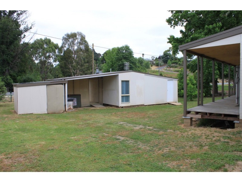 92 The Parade, Tumbarumba NSW 2653