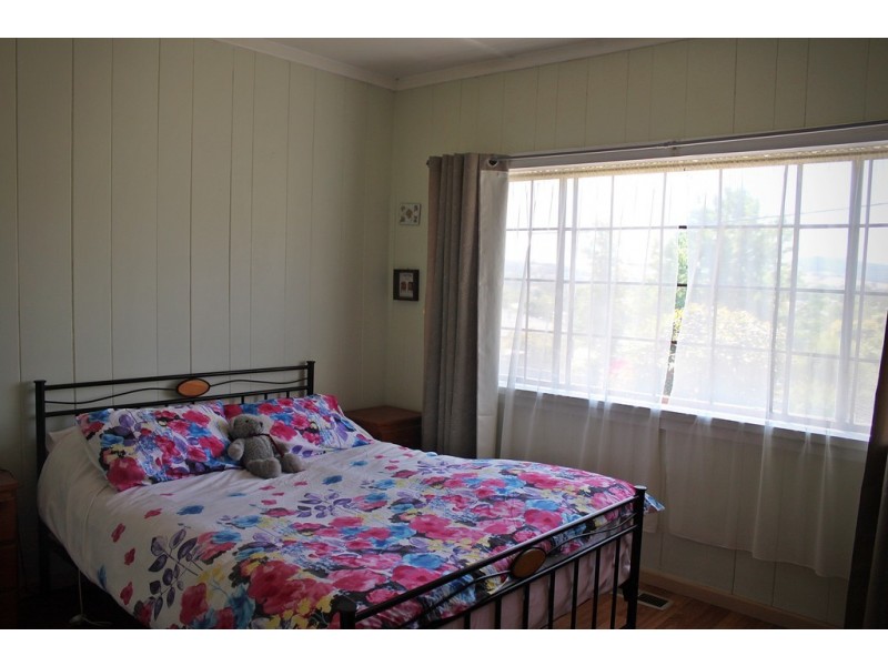 68 Clara Street, Tumbarumba NSW 2653