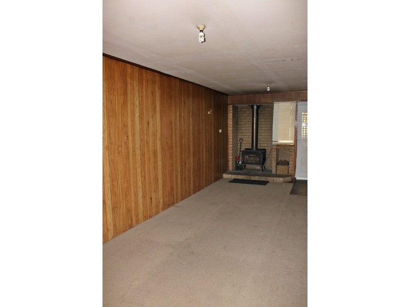 62 The Parade, Tumbarumba NSW 2653