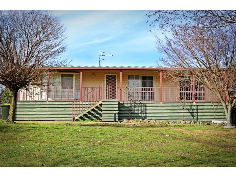100 King Street, Tumbarumba NSW 2653