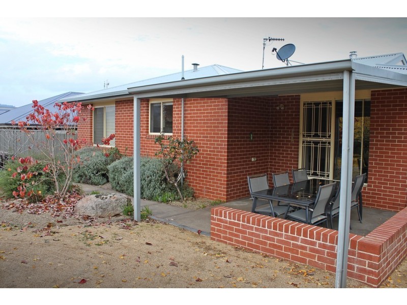 14 Burgun Drive, Tumbarumba NSW 2653