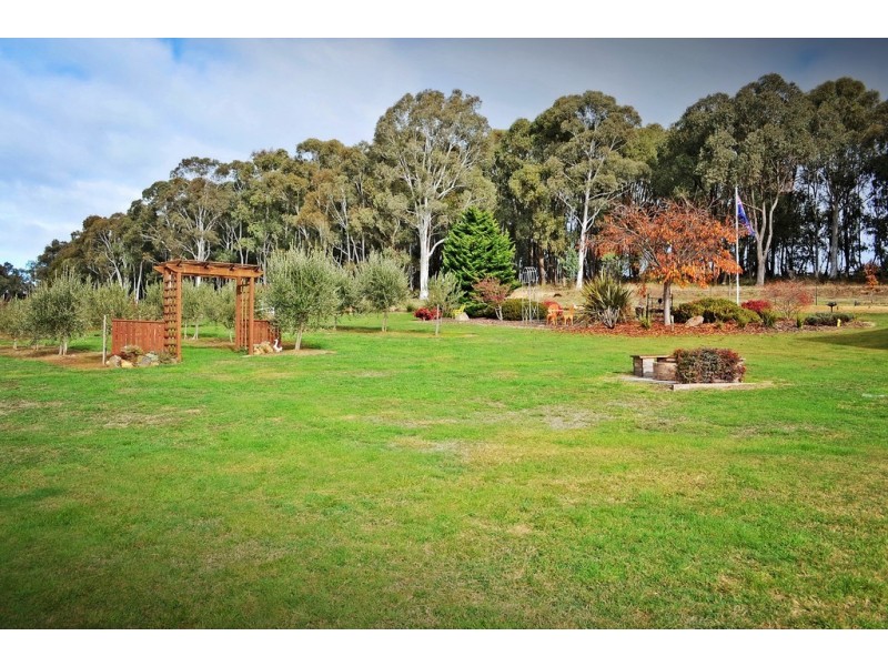 80 Camden Park Road, Tumbarumba NSW 2653