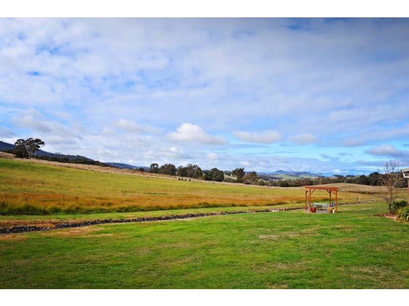 80 Camden Park Road, Tumbarumba NSW 2653