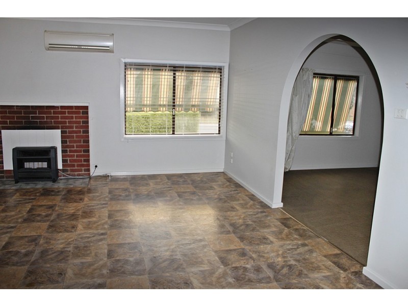 64 The Parade, Tumbarumba NSW 2653