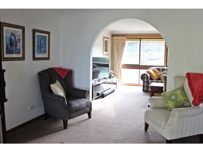 12 Regent Street, Tumbarumba NSW 2653