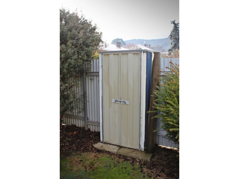 12 Regent Street, Tumbarumba NSW 2653