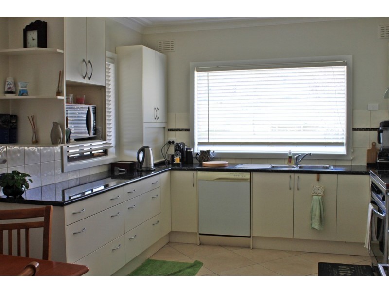 100 Winton Street, Tumbarumba NSW 2653