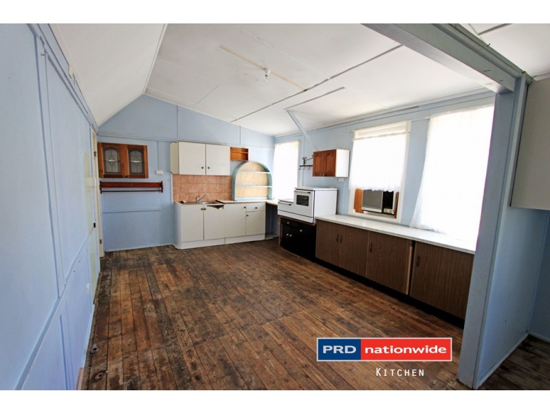 104 Gilbert Street, Tumbarumba NSW 2653