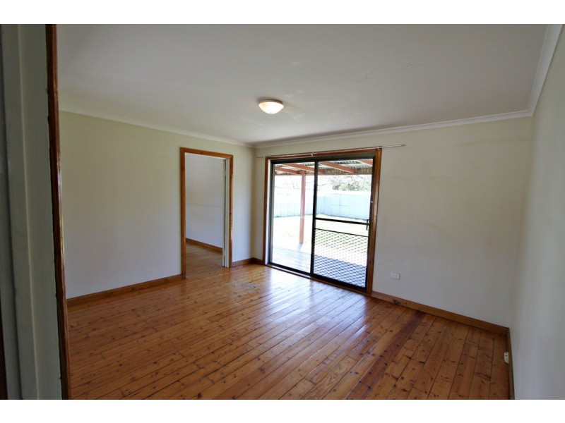 76 Albury Street, Tumbarumba NSW 2653